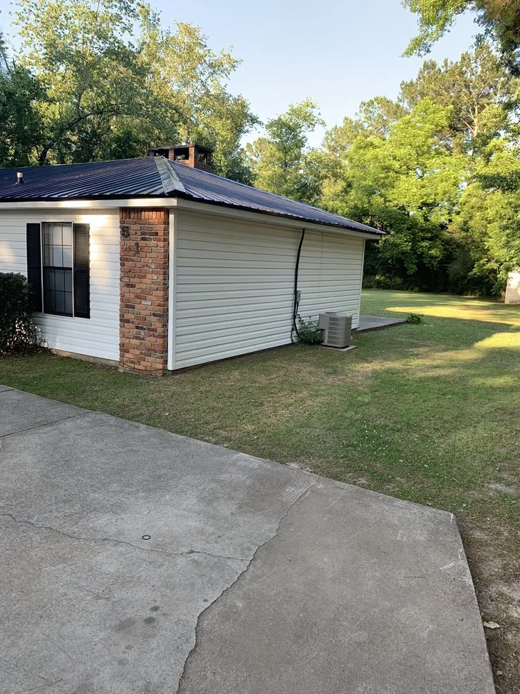 Slide of Quality Roofing