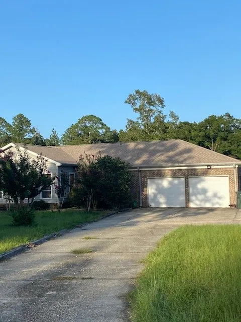 Slide of Quality Roofing Solutions