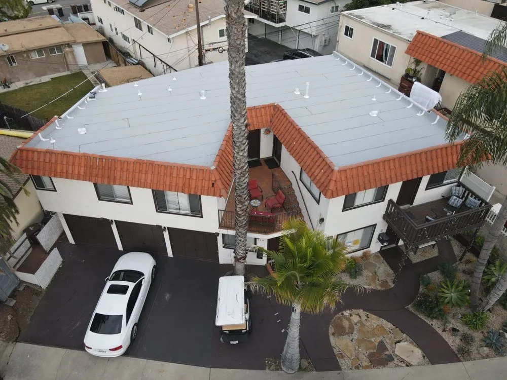 Slide of Quality Roofing Specialist