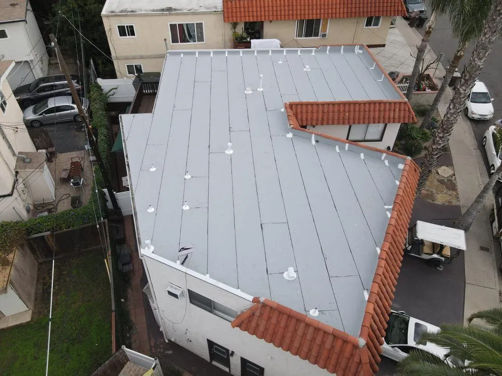 Slide of Quality Roofing Specialist