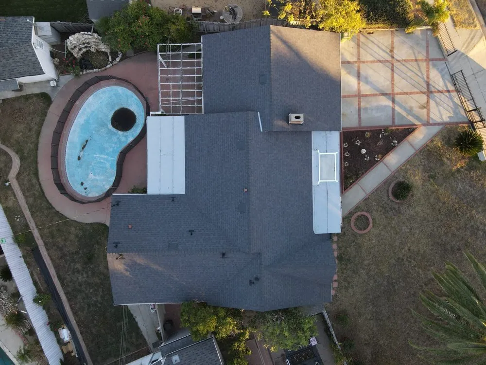 Slide of Quality Roofing Specialist