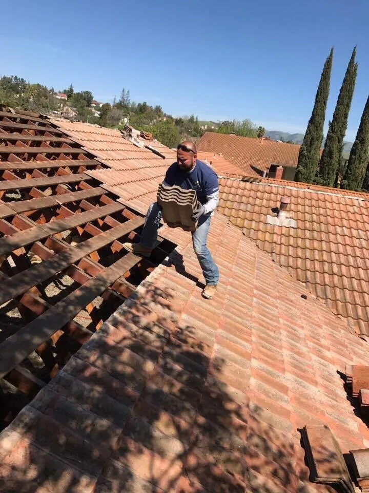 Slide of Quality Roofing Top