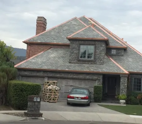 Quality Roofing Top Logo