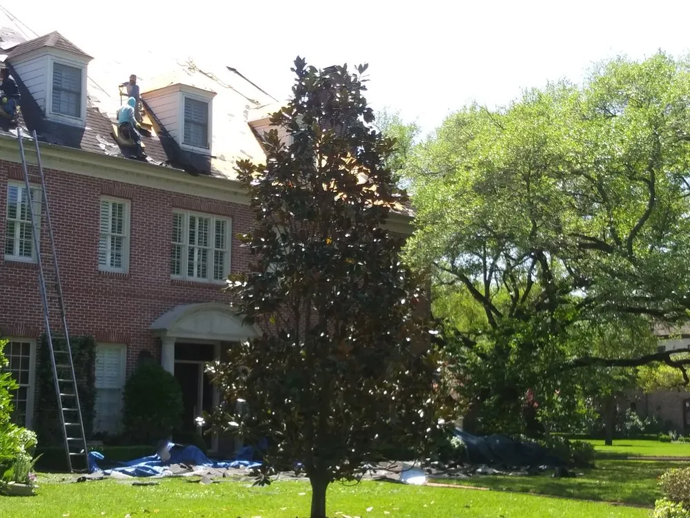 Slide of Quality Roofing/Siding