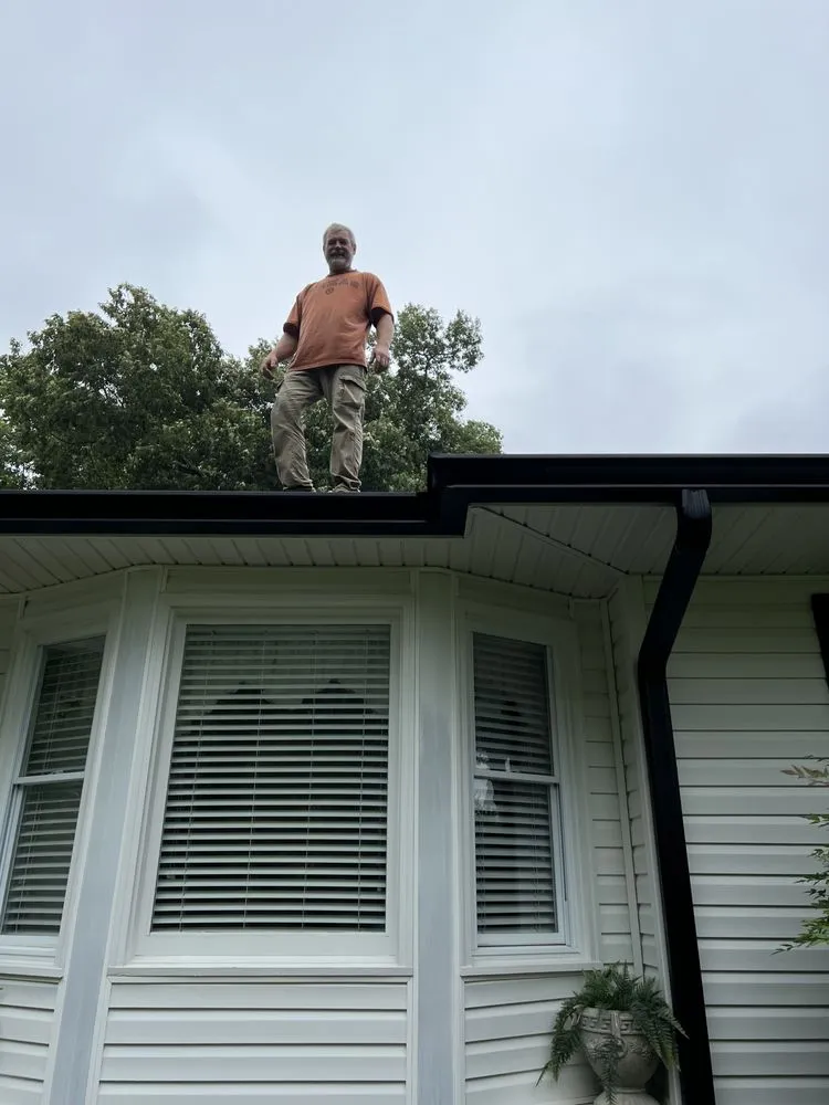 Slide of Quality Seamless Gutters