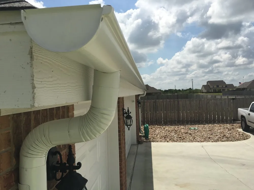 Slide of Quality Seamless Gutters