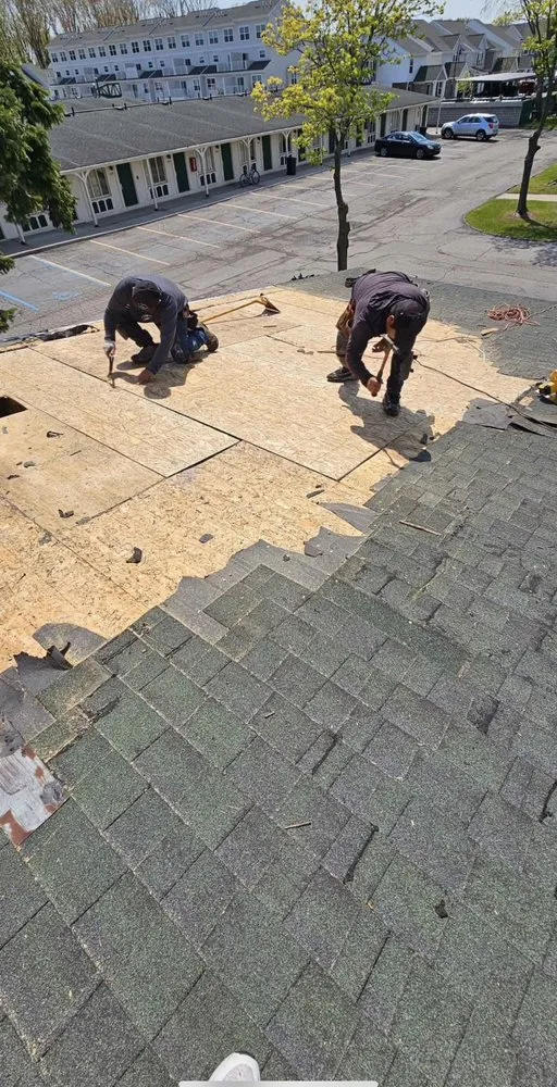 Slide of Quantum Roofing