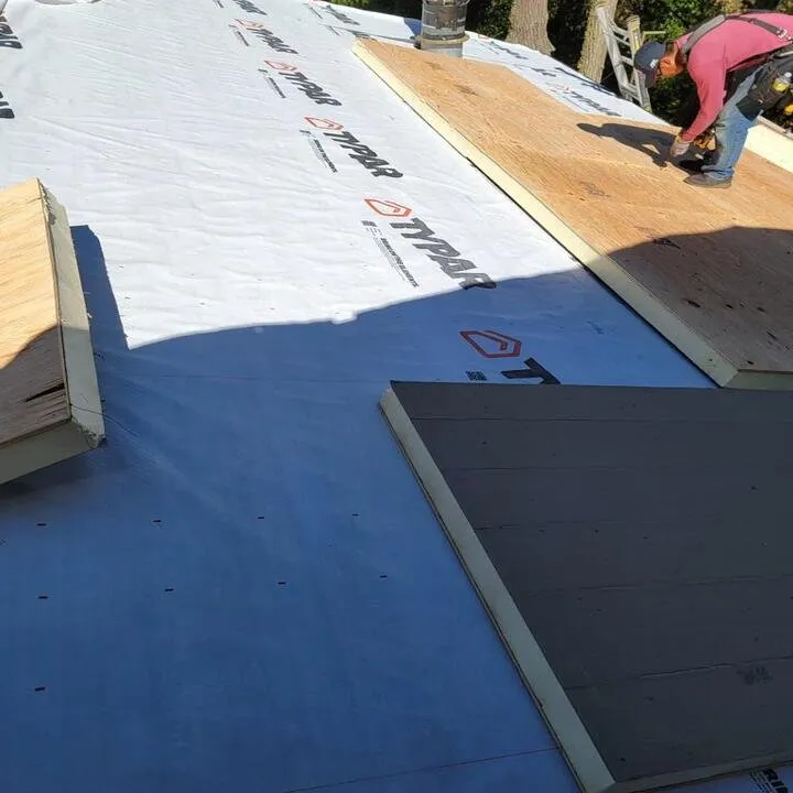 Slide of Quevedo Roofing