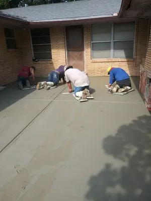 Quick Asphalt Sealcoating & Concrete Services Logo