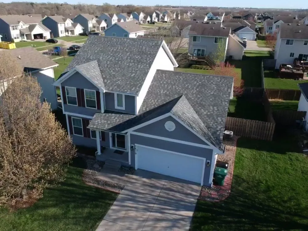 Slide of Quick Roofing