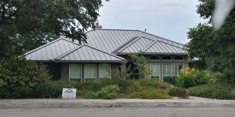 Slide of Quick Roofing