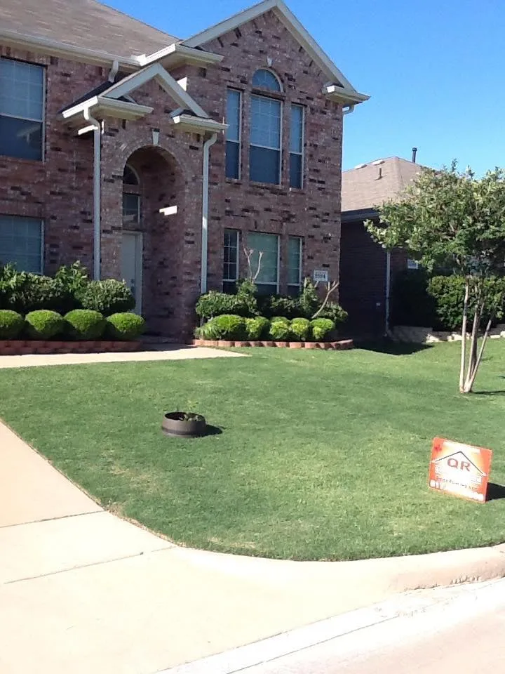 Slide of Quick Roofing