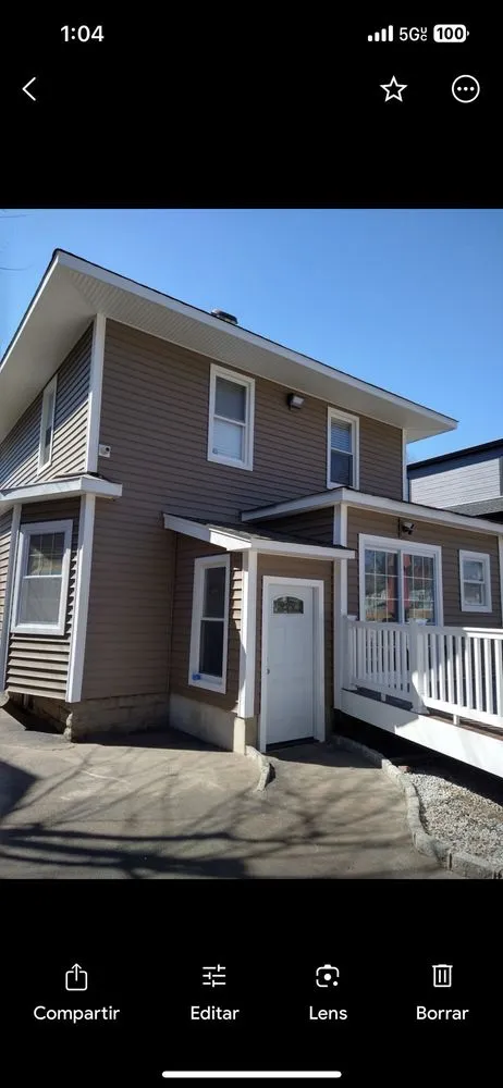 Slide of Quinde Construction