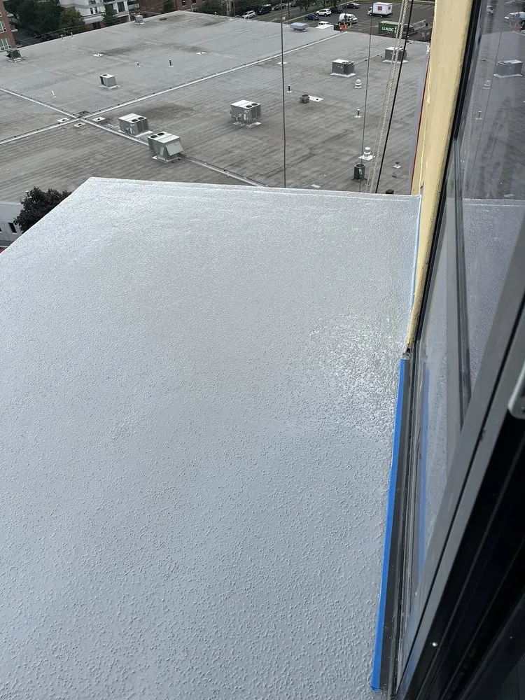 Slide of Quinde Construction