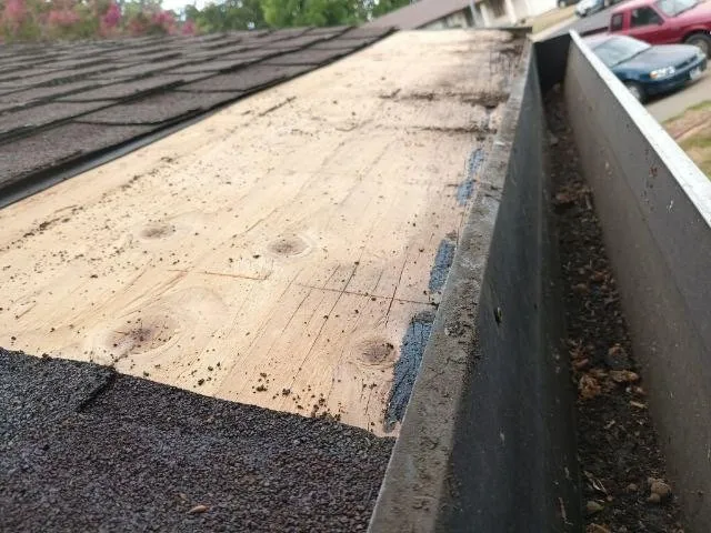 Slide of Quinn Bro's Roofing