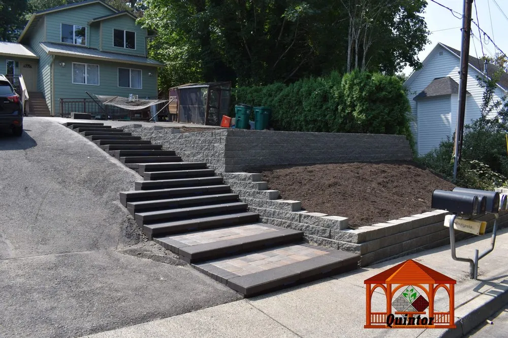 Slide of Quintor General Contractors