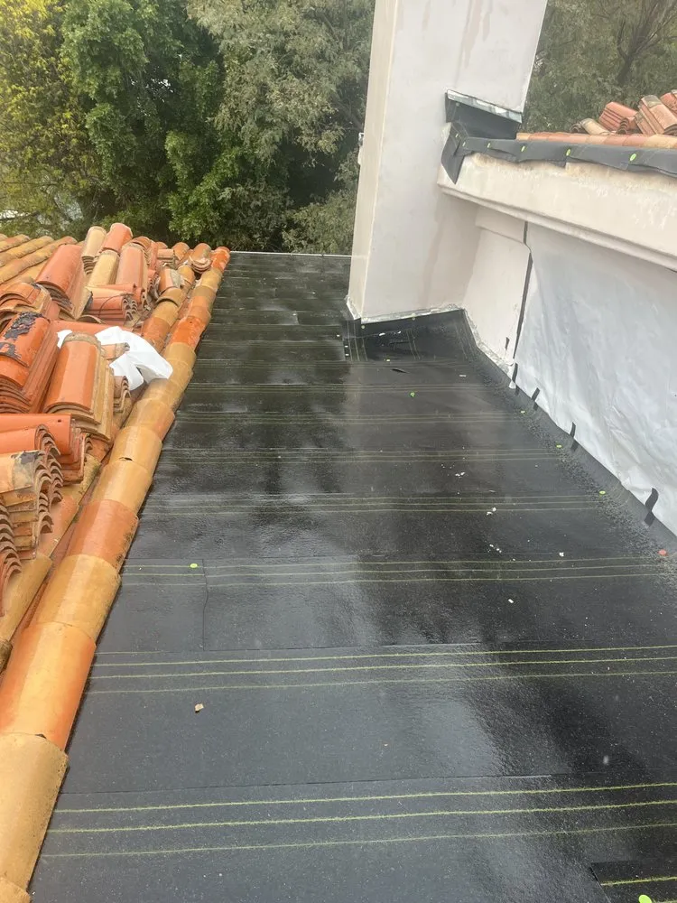 Trusted roof inspection in San Fernando Valley, CA - Quiroz And Sons Roofing