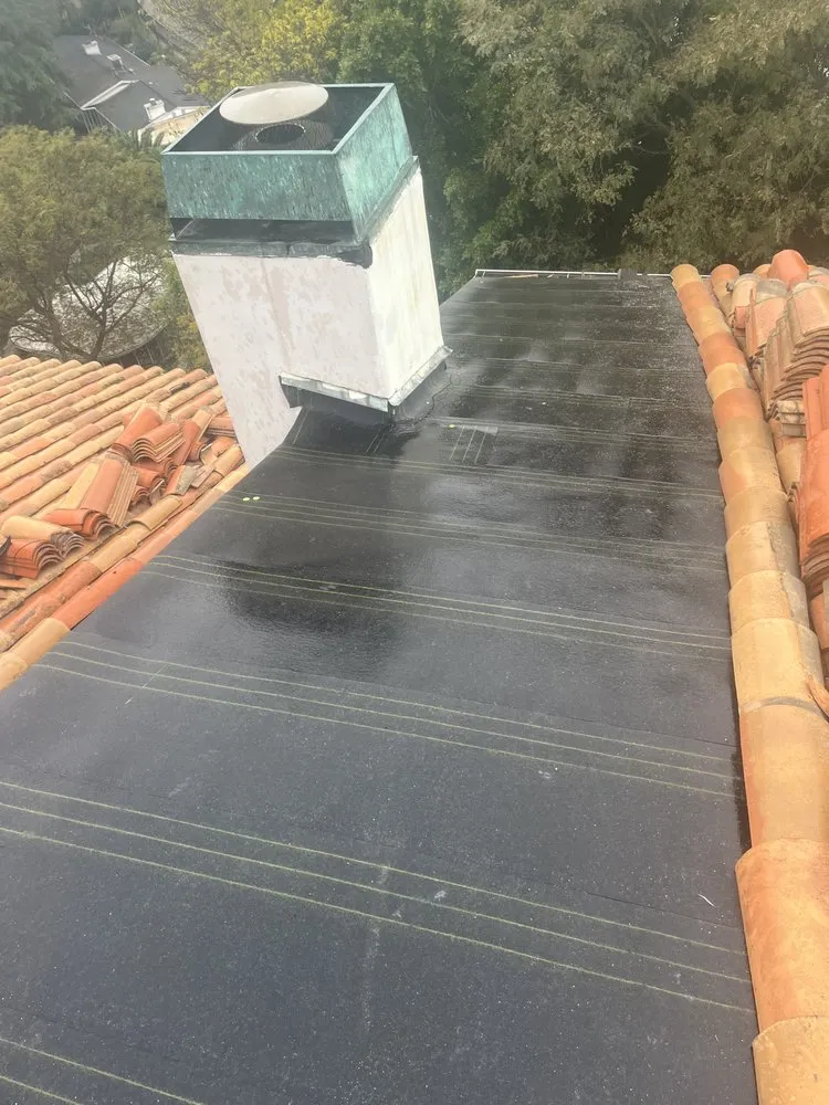 Expert flat roof repair for fast service across San Fernando Valley, CA - Quiroz And Sons Roofing