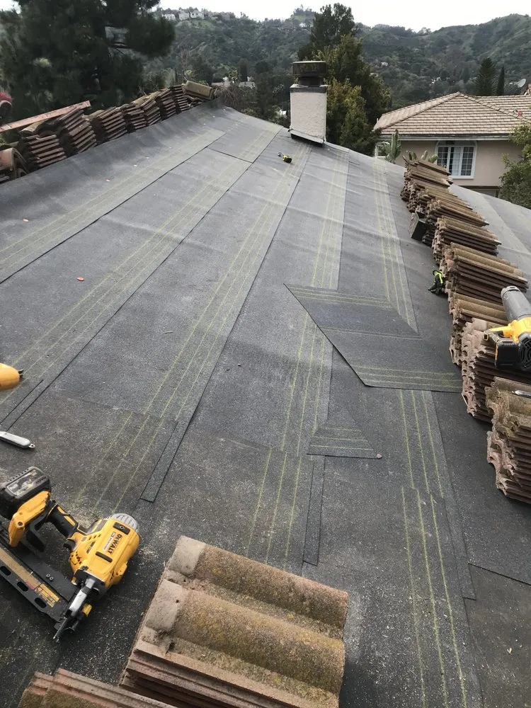 Expert roof inspection experts serving San Fernando Valley, CA - Quiroz And Sons Roofing