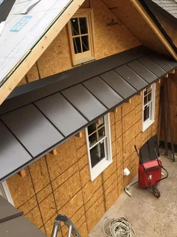 Slide of Quiroz Metal Roofing