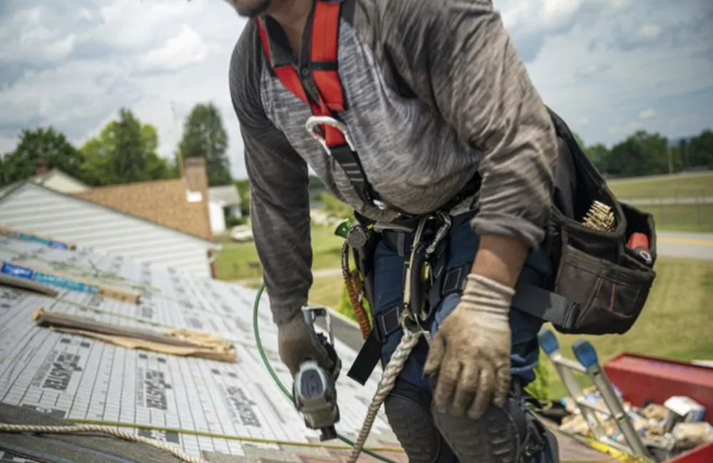 Top-rated roof inspection in Falling Waters, WV - R & A Roofing