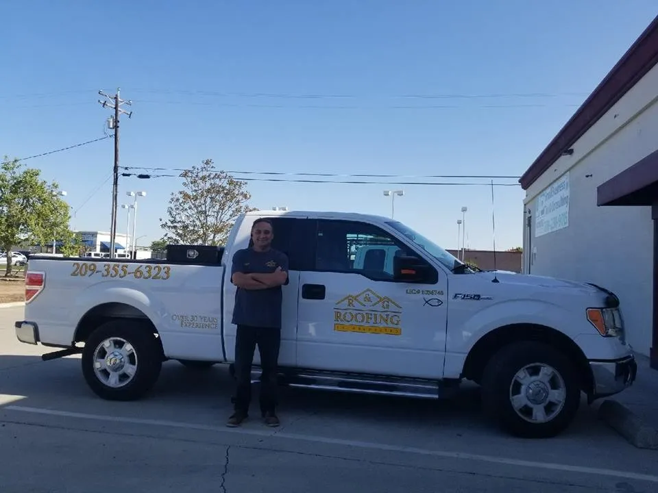 Slide of R & G Roofing