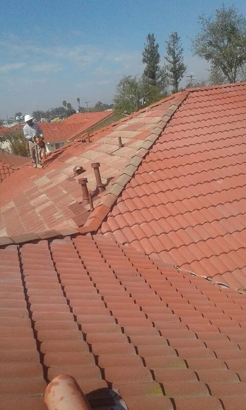 Slide of R & G Roofing