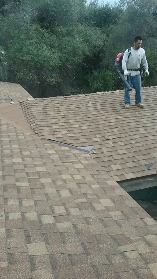 Slide of R & G Roofing