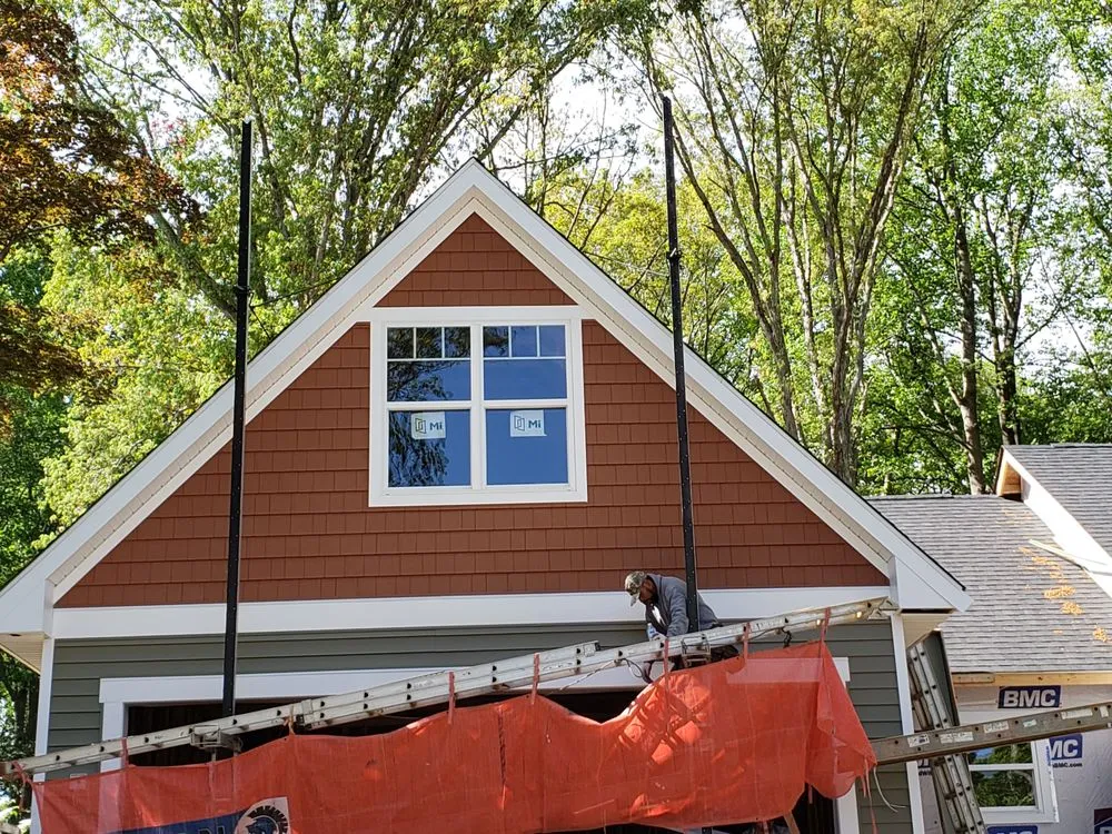 Slide of R & J Construction