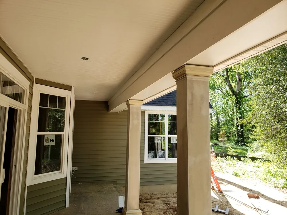 Slide of R & J Construction