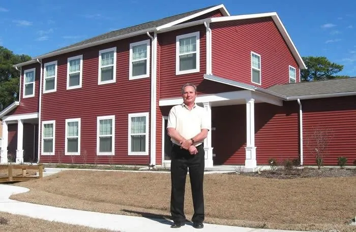 Slide of R & J Contracting