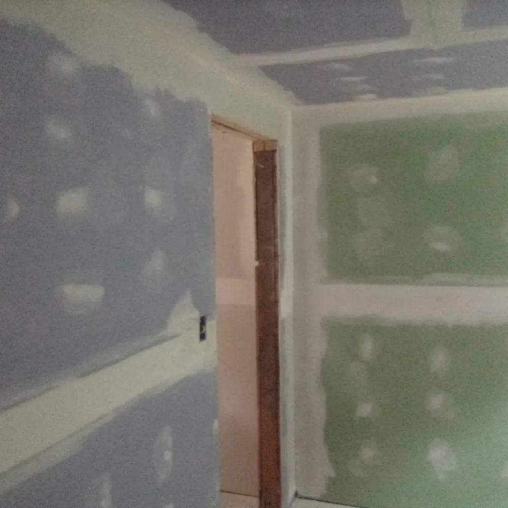 Local flat roof repair experts serving Acra, NY - R & J Remodeling Services