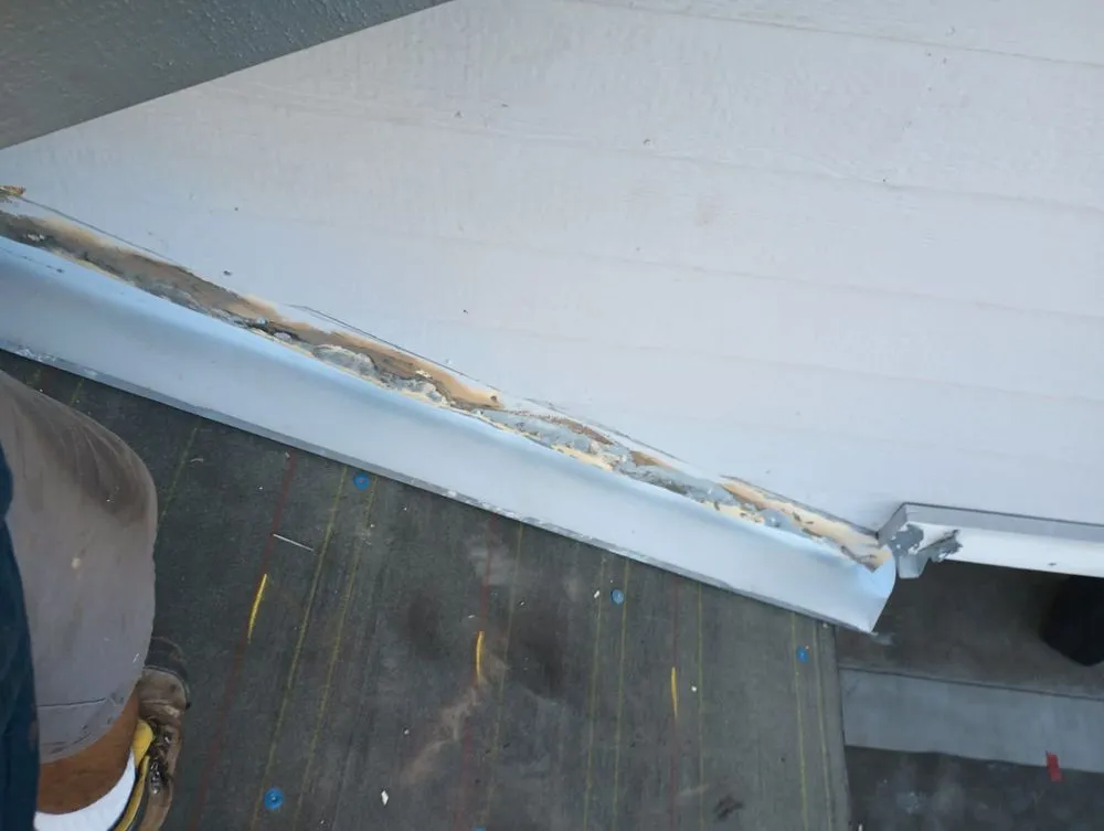 Slide of R & J Roofing