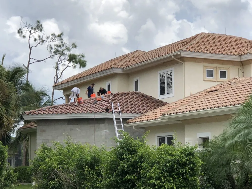 Slide of R & L Building Construction