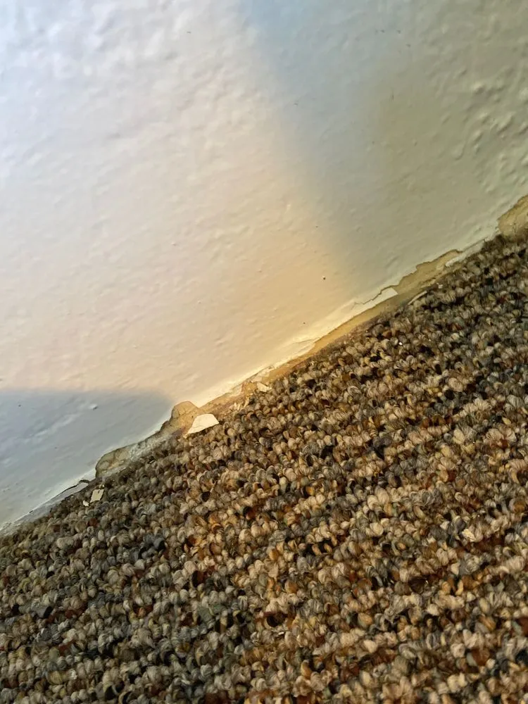 Slide of R & M General Construction