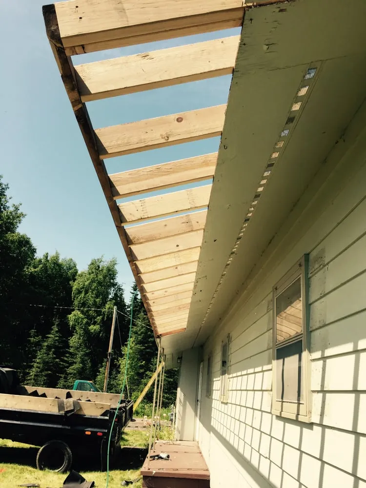 Slide of R & M Roofing