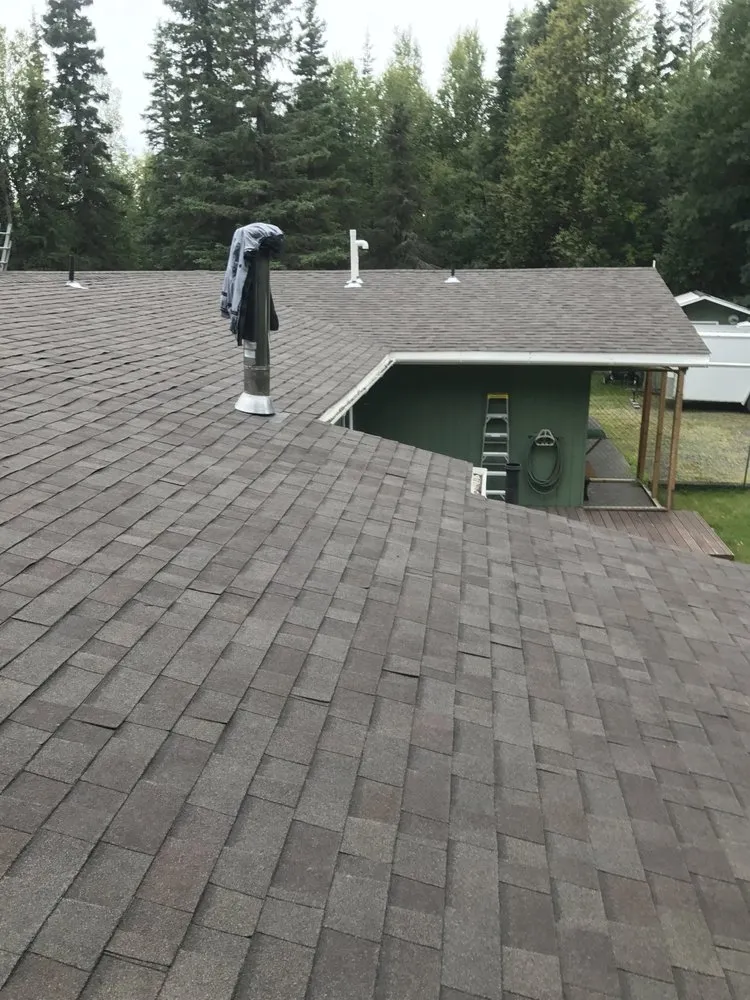 Slide of R & M Roofing