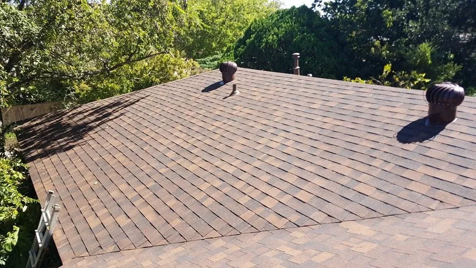 Slide of R & R Exteriors