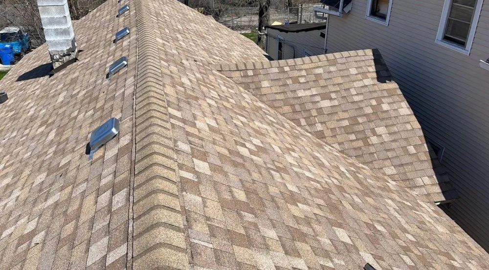 Slide of R & R General Construction