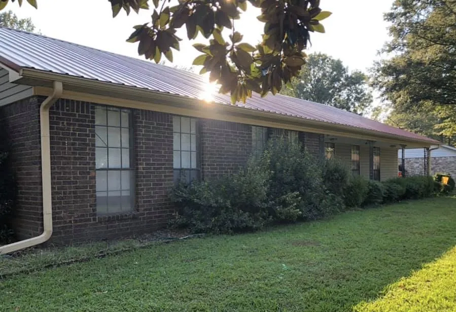 Slide of R & R Metal Roofing