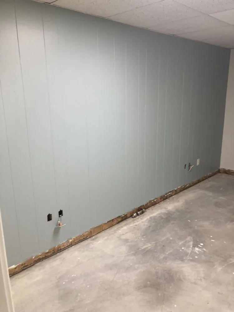 Slide of R & R Paint