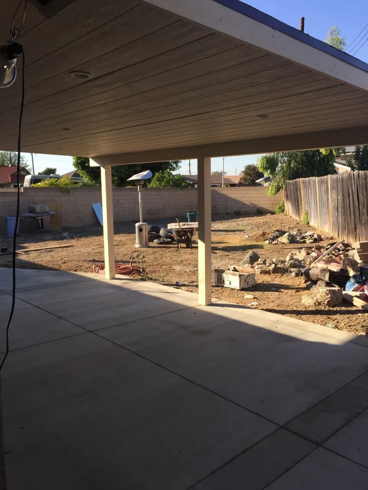 Slide of R & R Paint