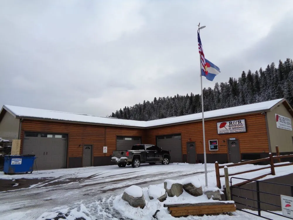 Licensed roof installation with free inspection across Bailey, CO - R & R Roofing & Siding