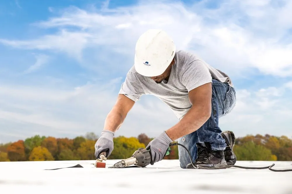 Trusted residential roofing service in Foxworth, MS - R & R Roofing and Sheet Metal