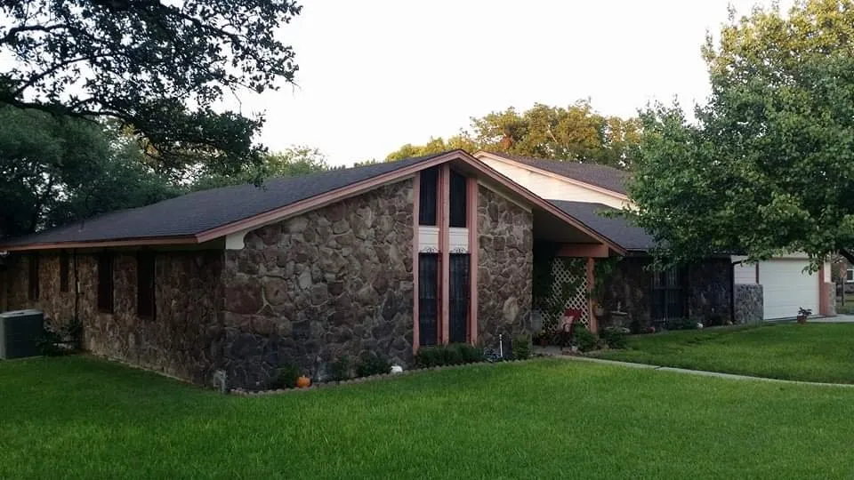 Slide of R & R Roofing