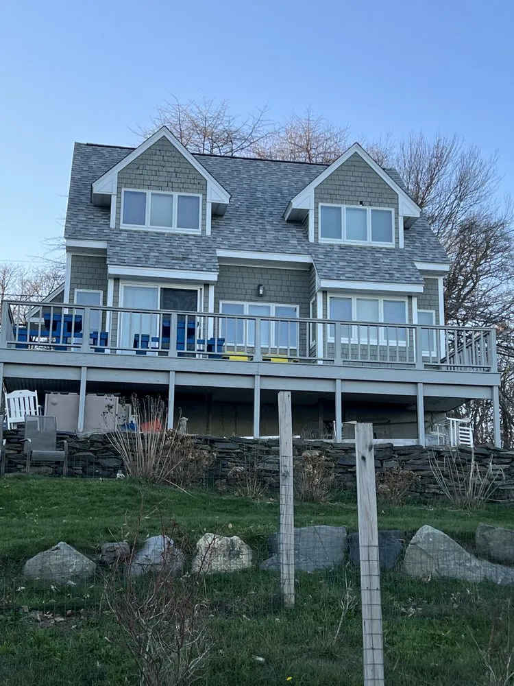 Slide of R & R Roofing Contractor