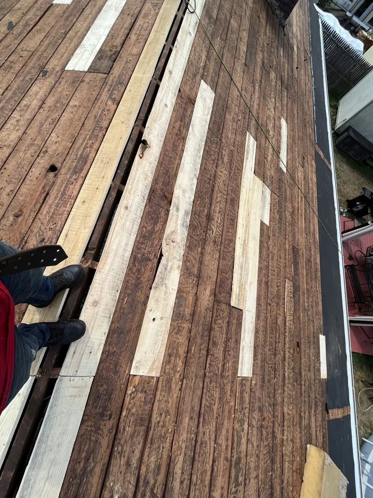 Slide of R & R Roofing Contractor