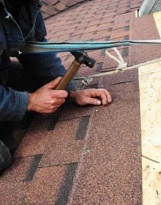 R & R Roofing in Roundup