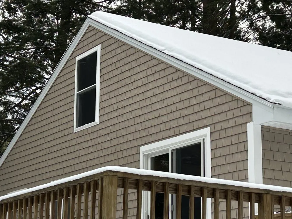 Slide of R & T Roofing and Remodeling