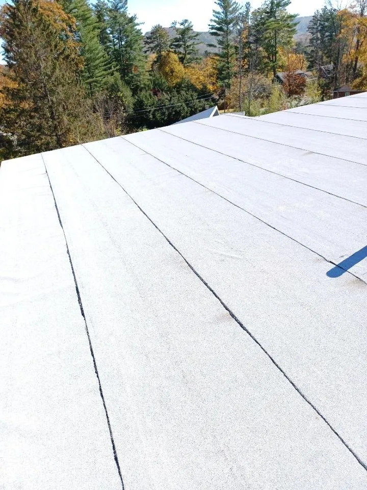 Slide of R & T Roofing and Remodeling